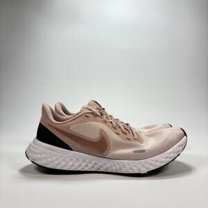 Nike Revolution 5 Barely Rose Pink Running Shoes BQ3207-600 Women's Size 10